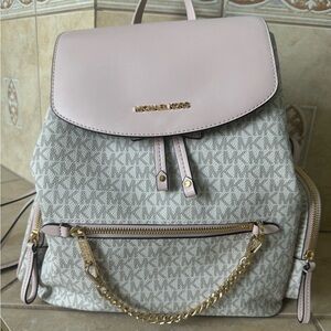 Michael Kors Jet Set Large Signature PVC Chain Backpack Flap (powder blush)